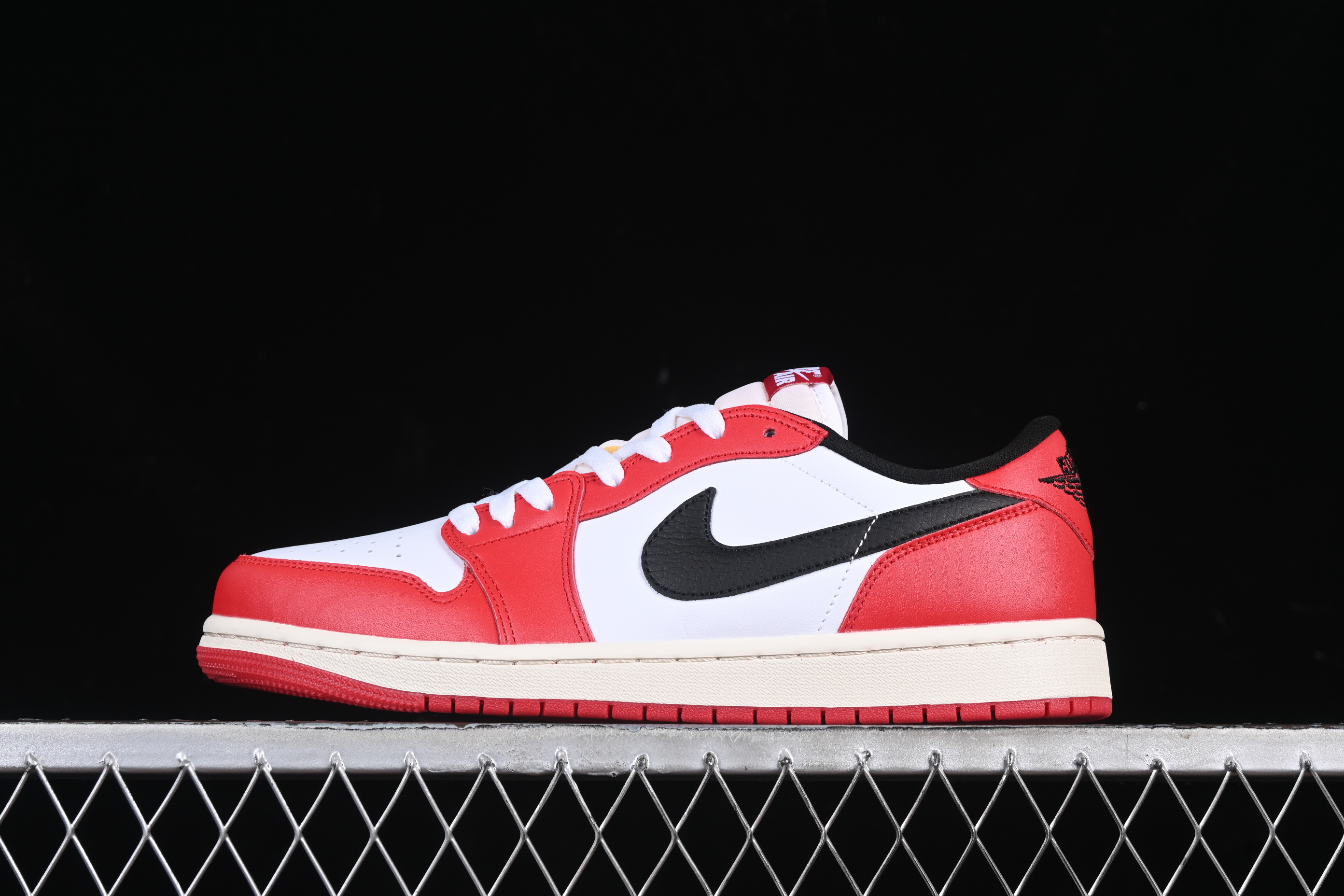 Air Jordan 1 Low AJ1 HQ6998-600