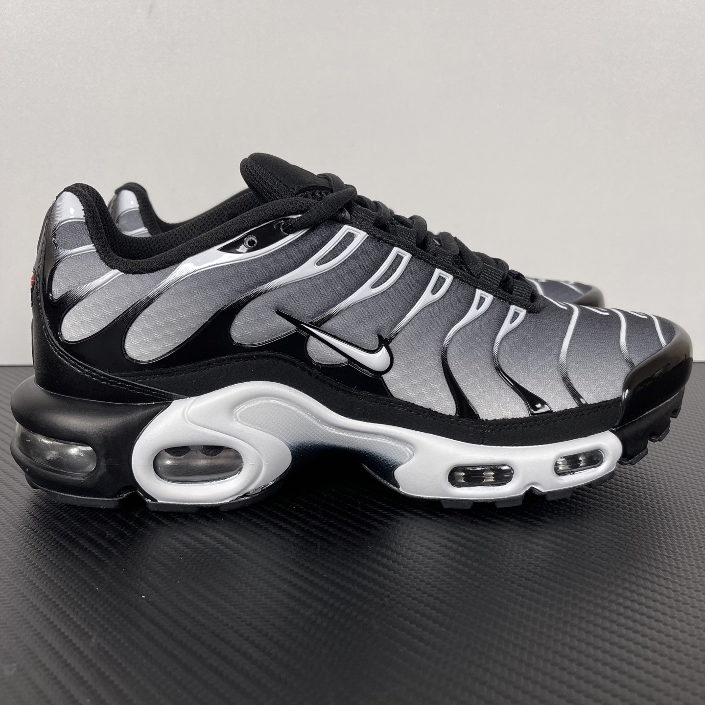 AIR MAX TN PLUS DM0032-003
