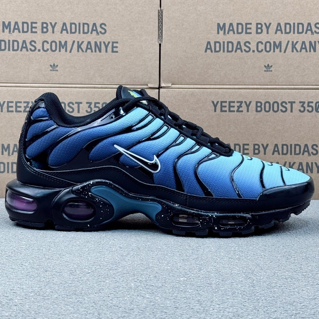 AIR MAX TN PLUS FQ0393-001