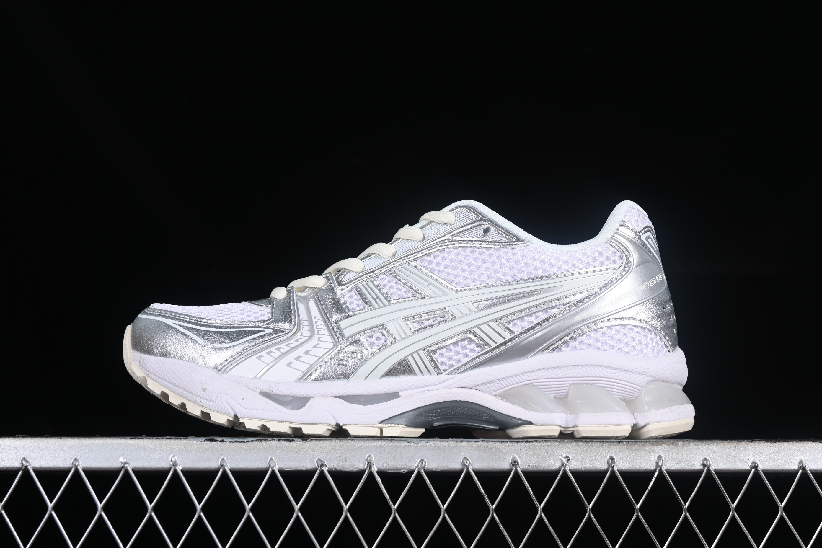 Gel-Kayano 14 1201A457-100