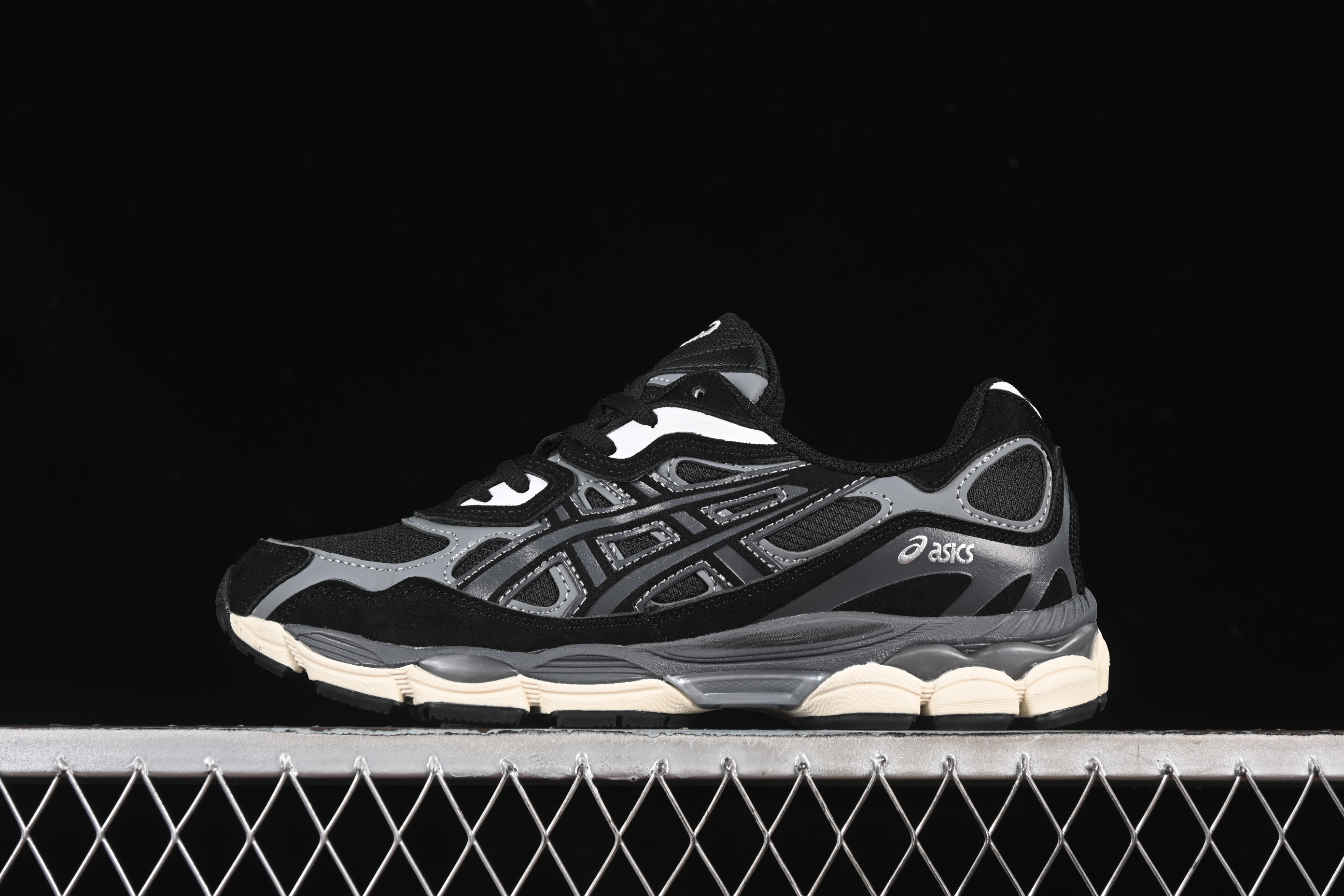 Asics Gel-NYC 1203A739-001