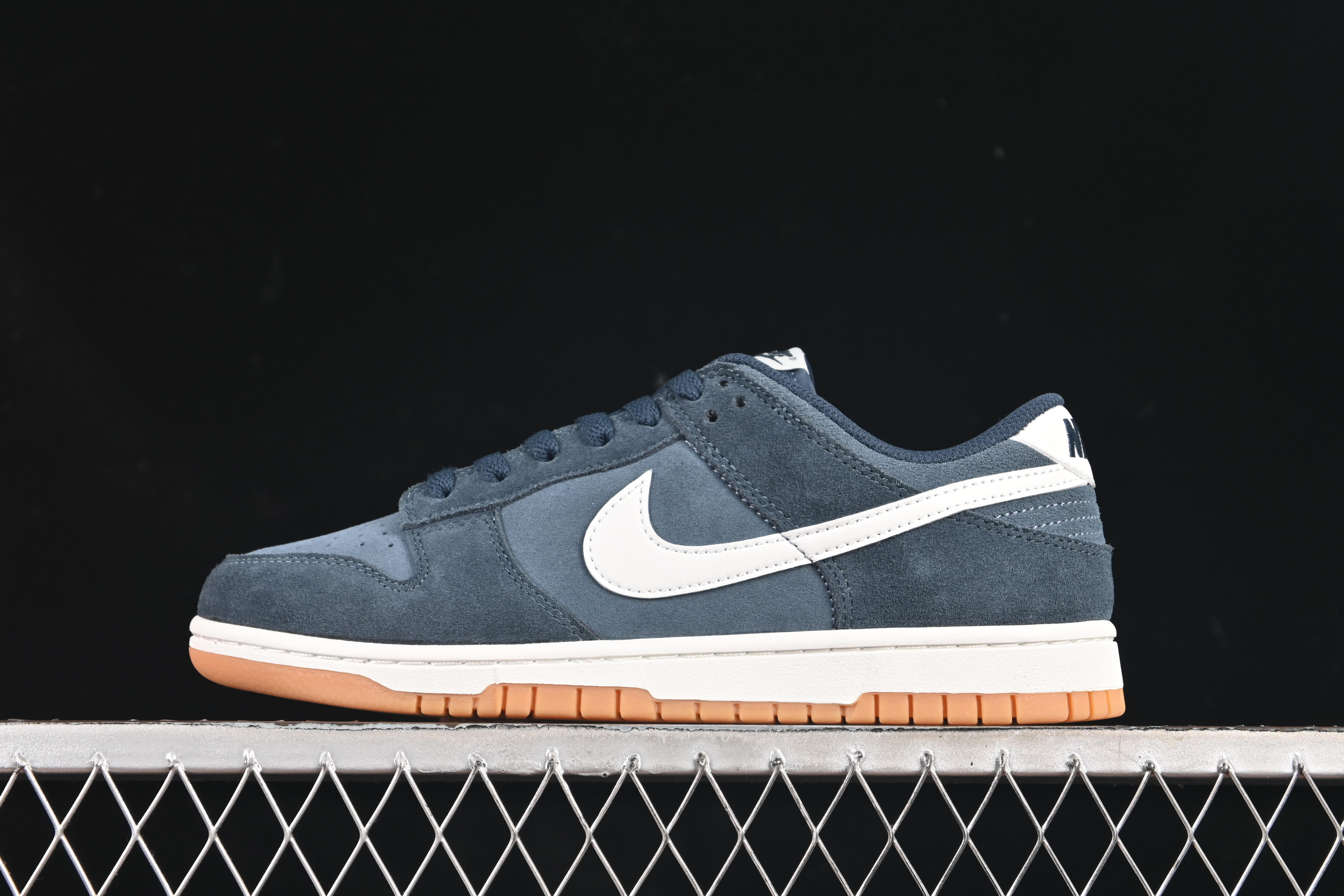 Nike Dunk SB Low HQ1931 400