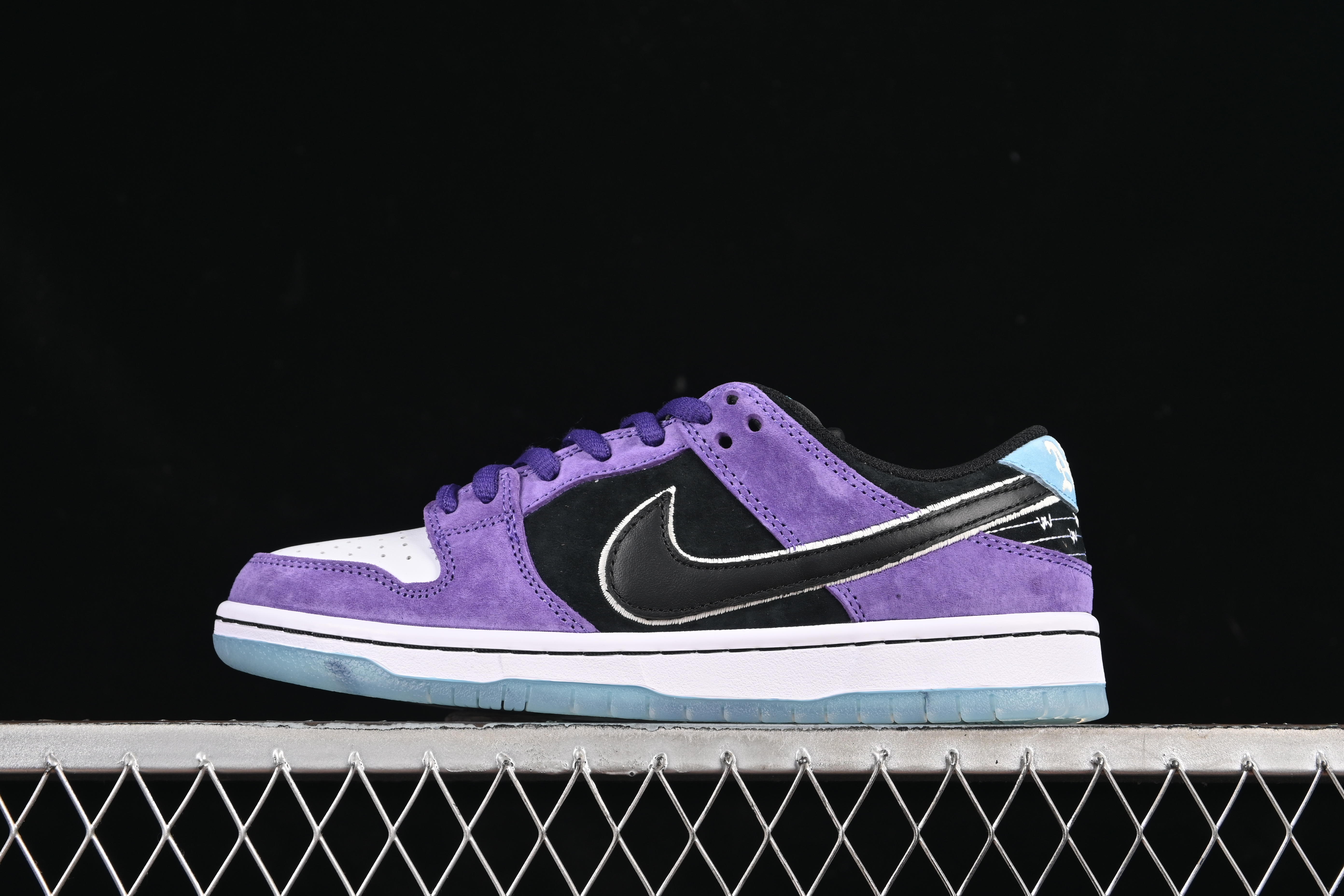 Hayley Wilson x Nike SB Dunk Low 'Court Purple' HJ0513 500