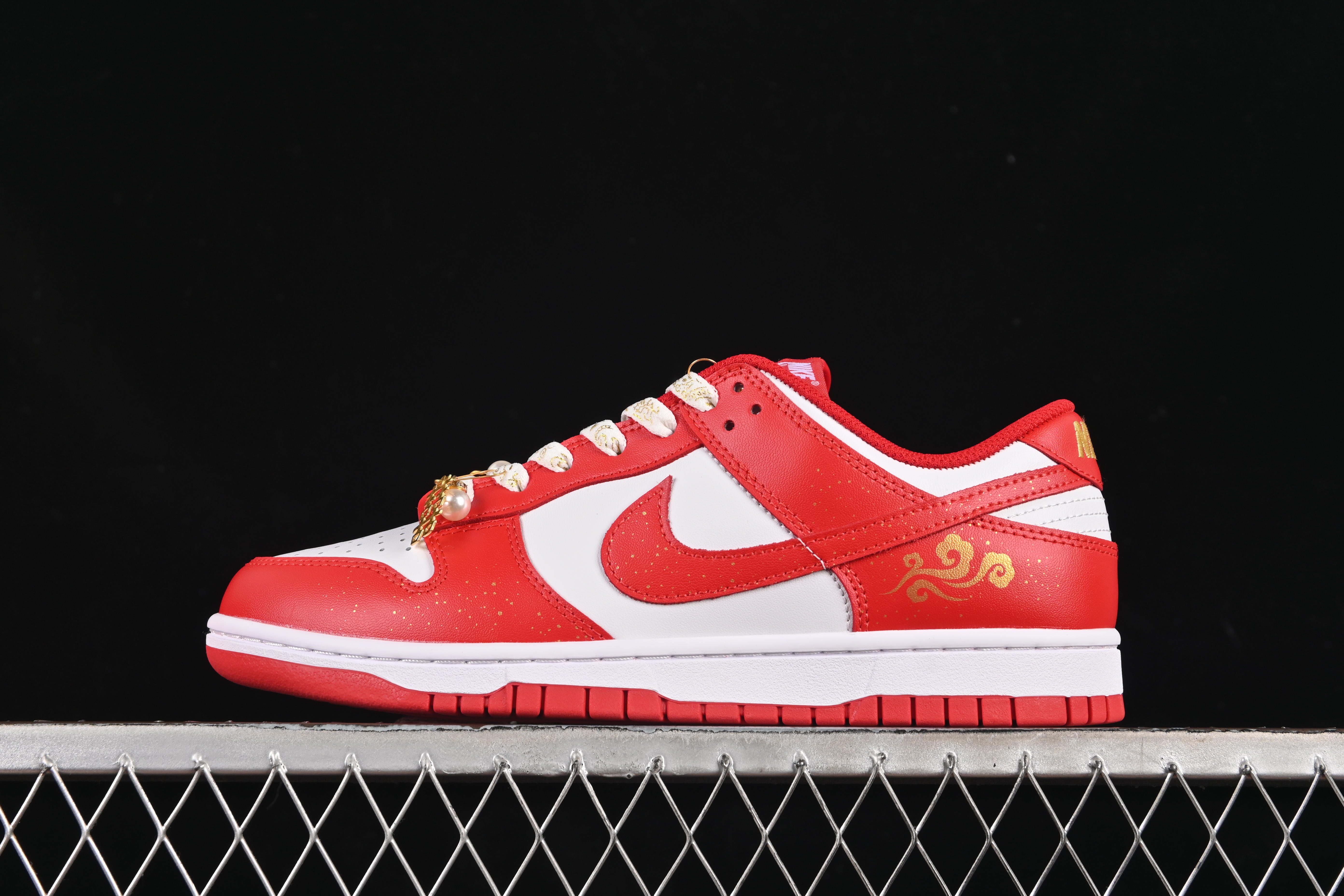 NIKE DUNK SB LOW FB9109 119