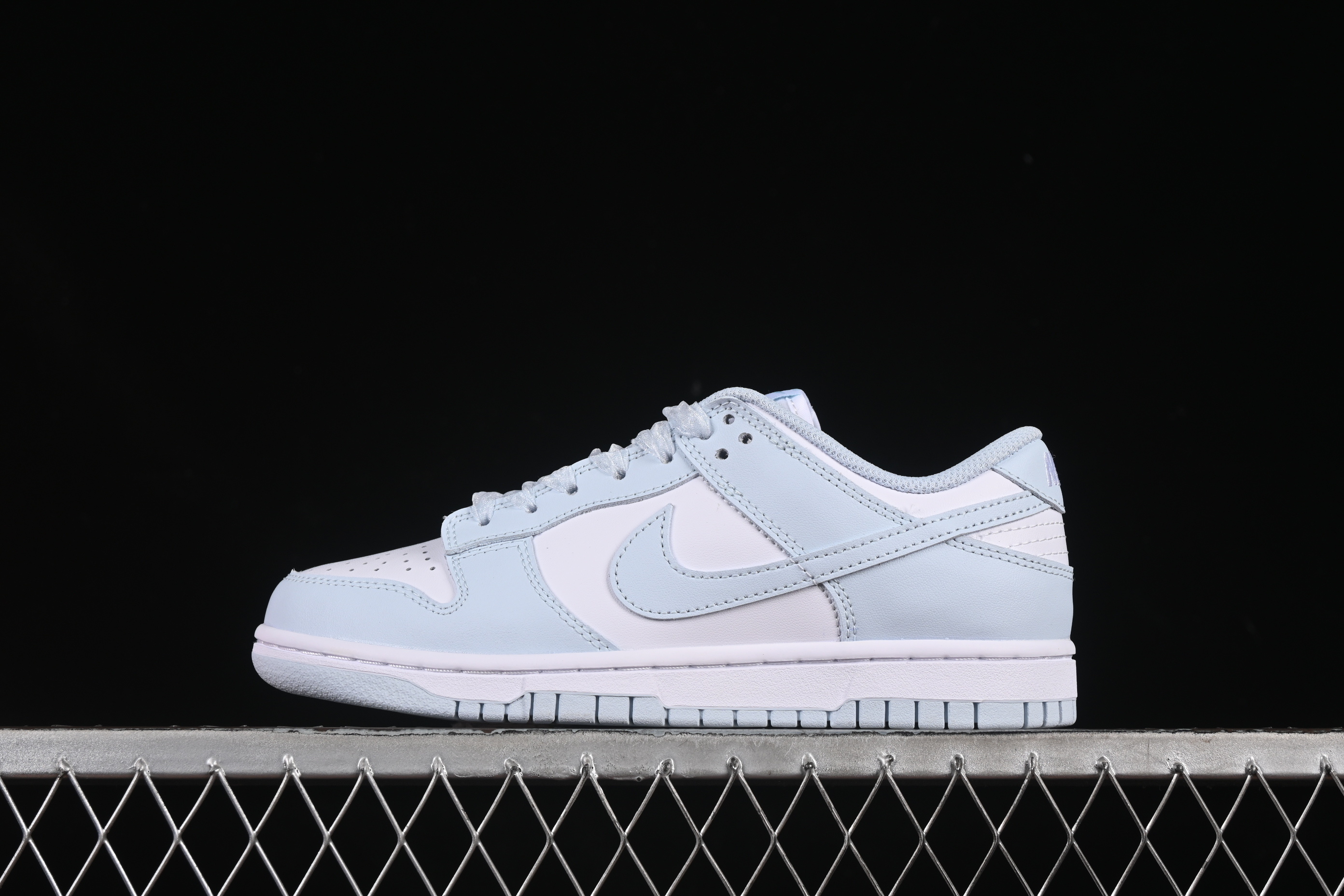 Nike Dunk Low IB7311-100