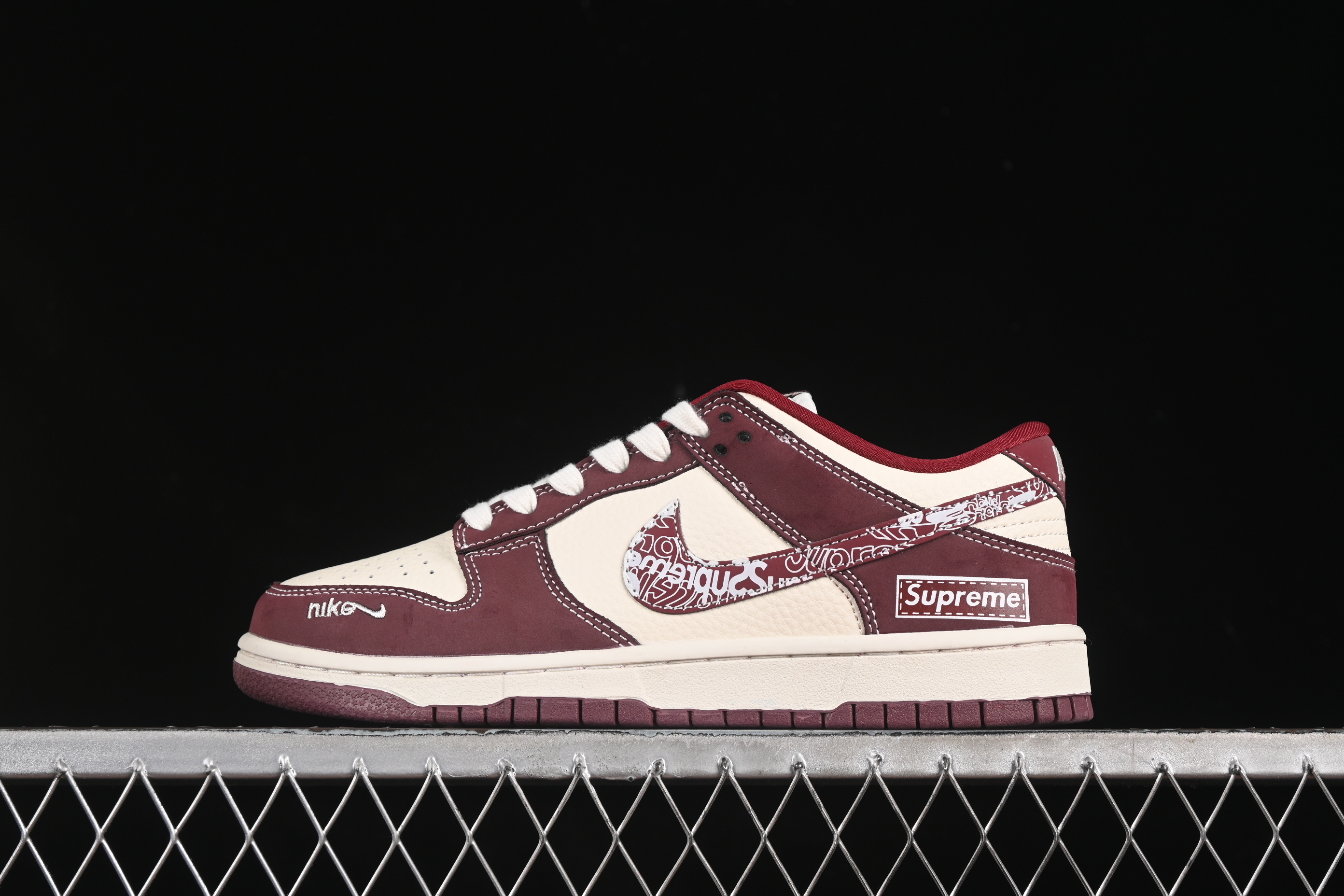 NIKE DUNK SB LOW KK1333 047