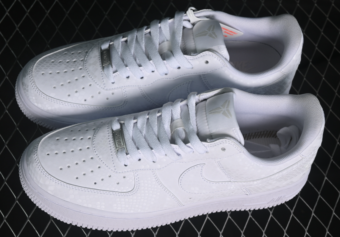 Kobe x Nike Air Force 1'07 Low IB0018-100