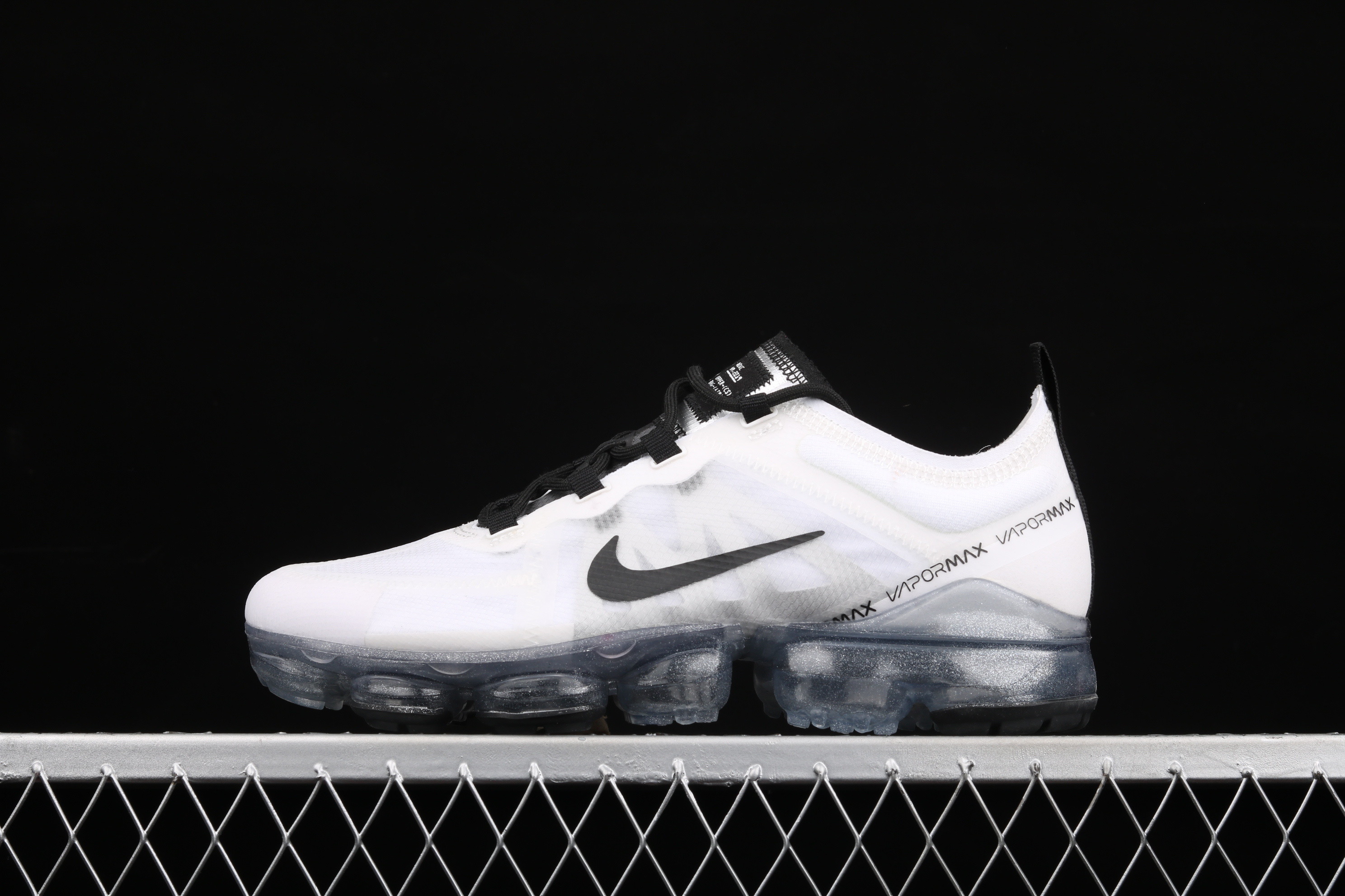 Nike Air Vapormax 2019 AR6632-100